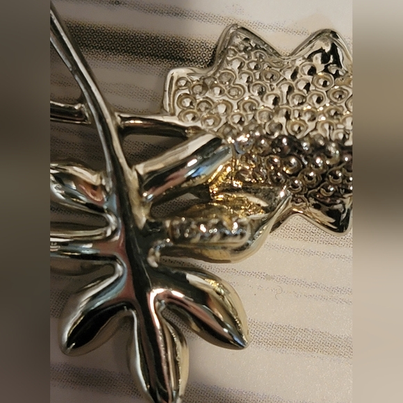 BB35 Vintage Gold-tone Leaf-Motif Choker Necklace - Picture 4 of 4